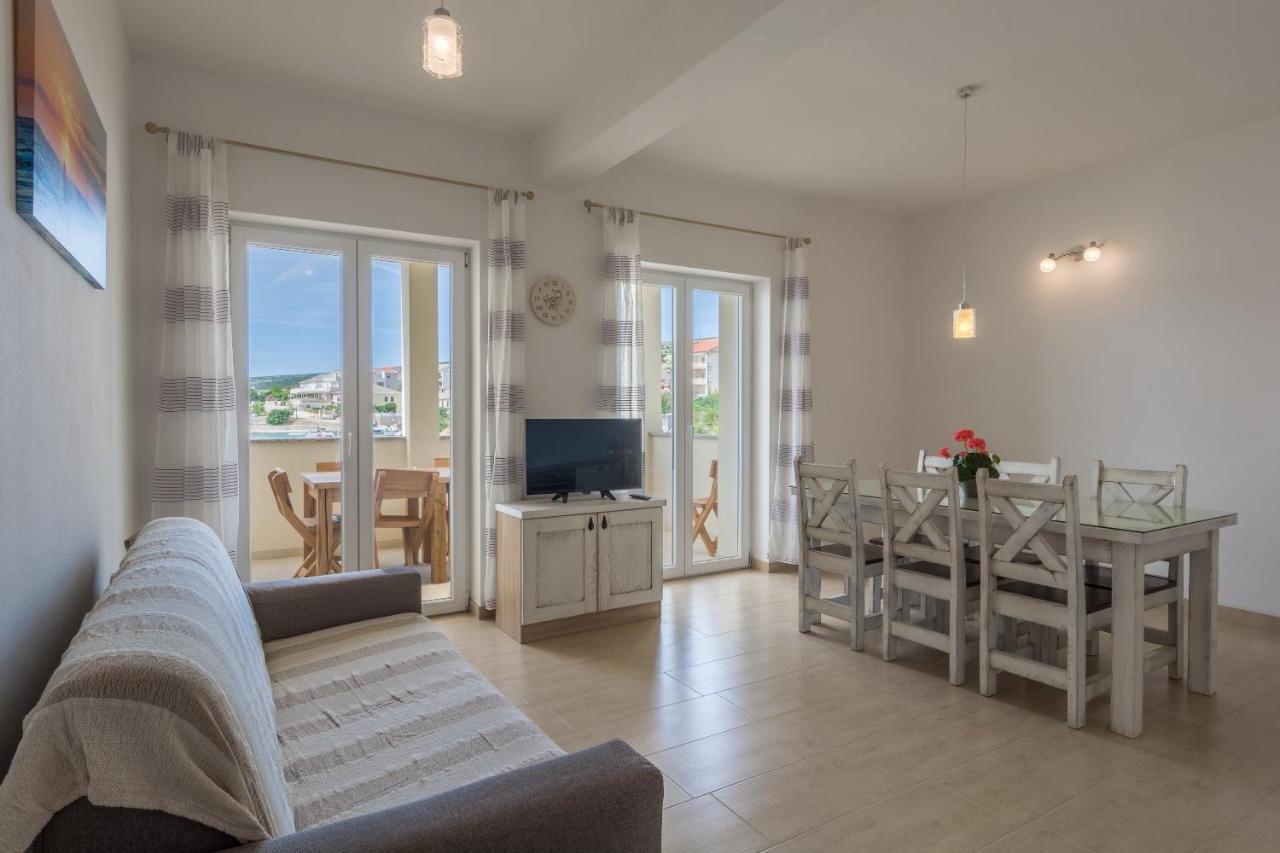 Apartments By The Sea Simuni, Pag - 18386 Kolan Eksteriør billede