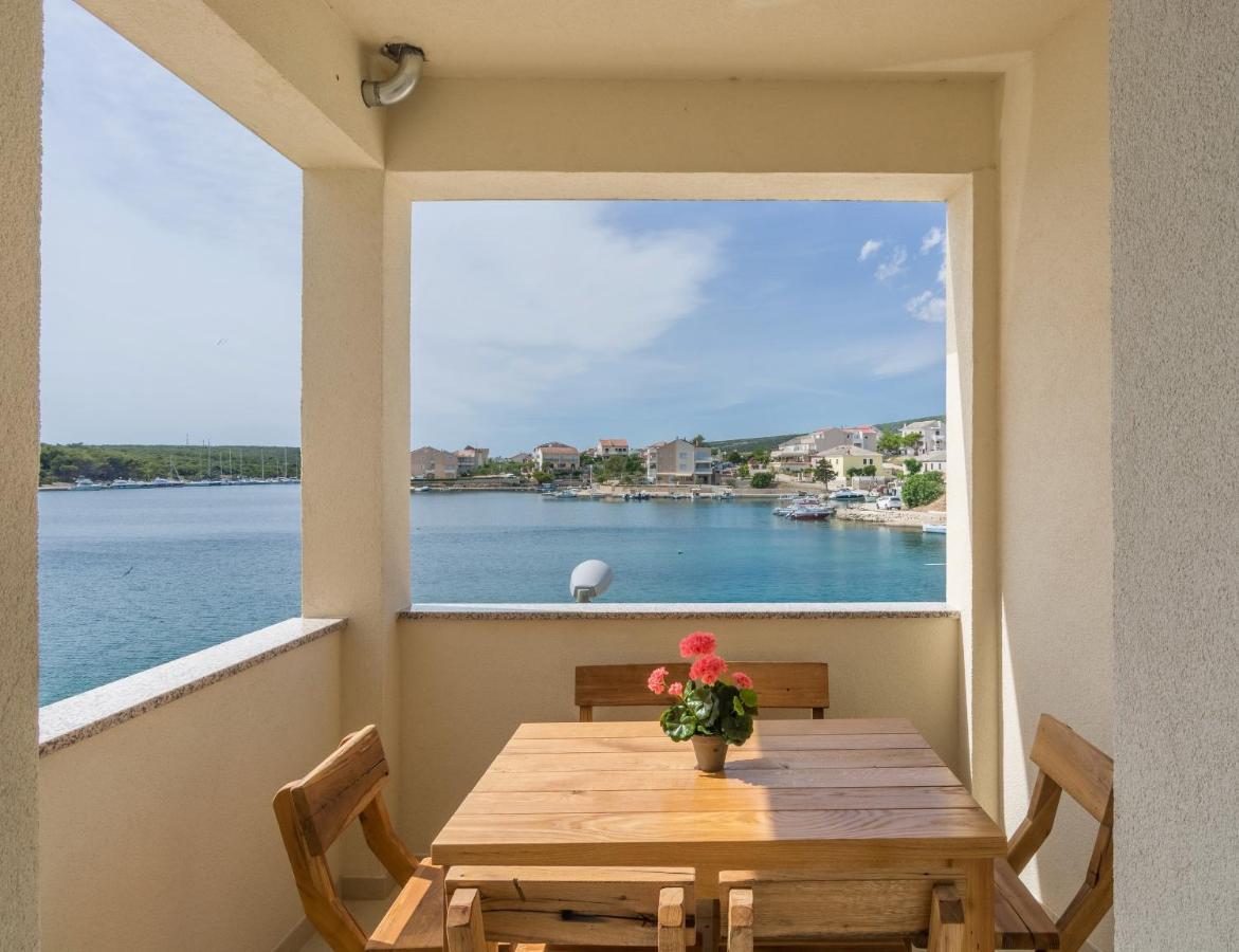 Apartments By The Sea Simuni, Pag - 18386 Kolan Eksteriør billede