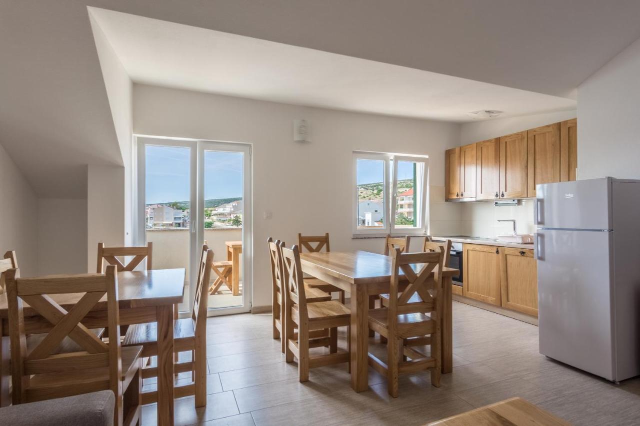 Apartments By The Sea Simuni, Pag - 18386 Kolan Eksteriør billede